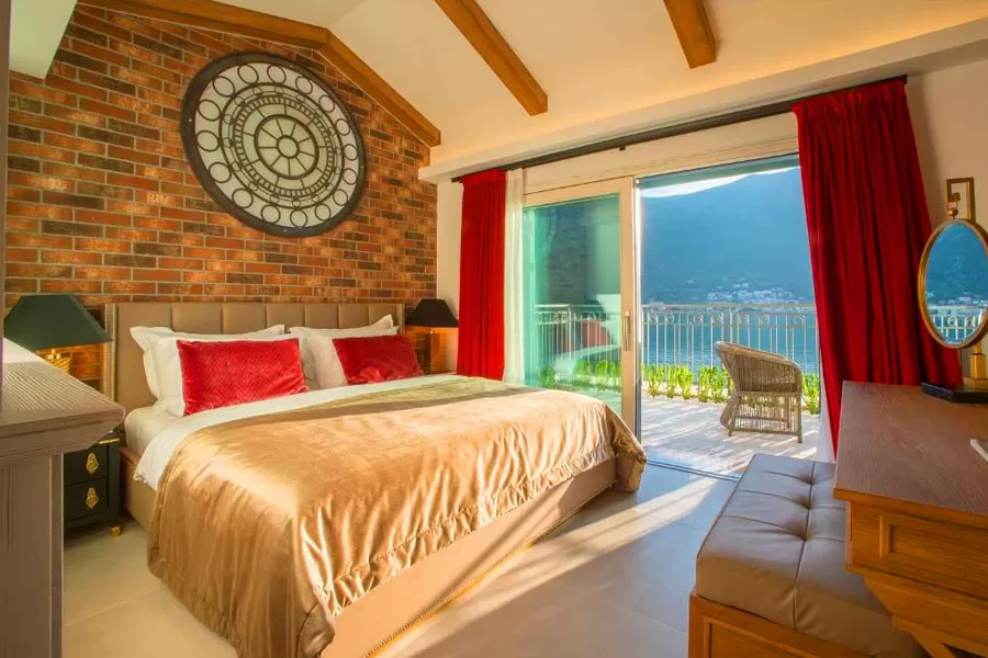 Forza Terra DBL executive_02.jpg